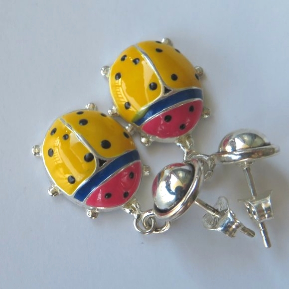 Super Cute Sterling Silver Enamel LADYBUG Earrings - Picture 9 of 13